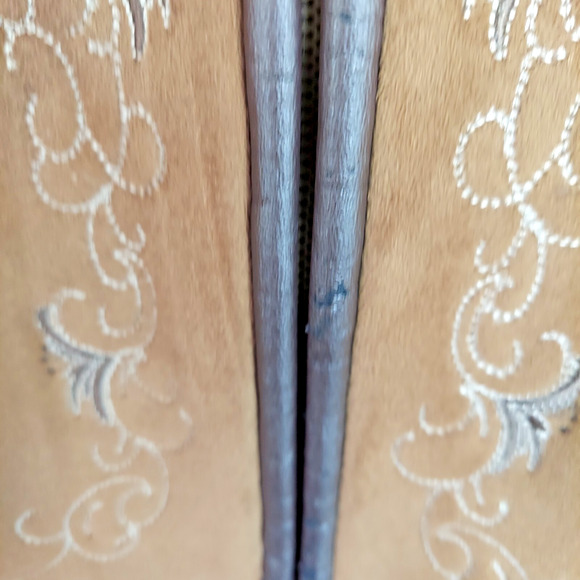 IZZI Women Coat Faux Fur Brown M Full Zip Hip Length Embroidered Boho 90s VTG - Picture 12 of 16